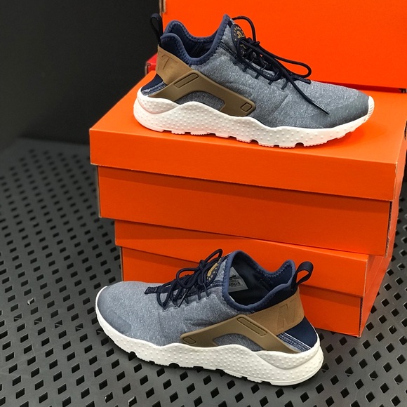 NWT Nike Air Huarache Run Ultra Midnight Navy WMNS - Picture 5 of 7
